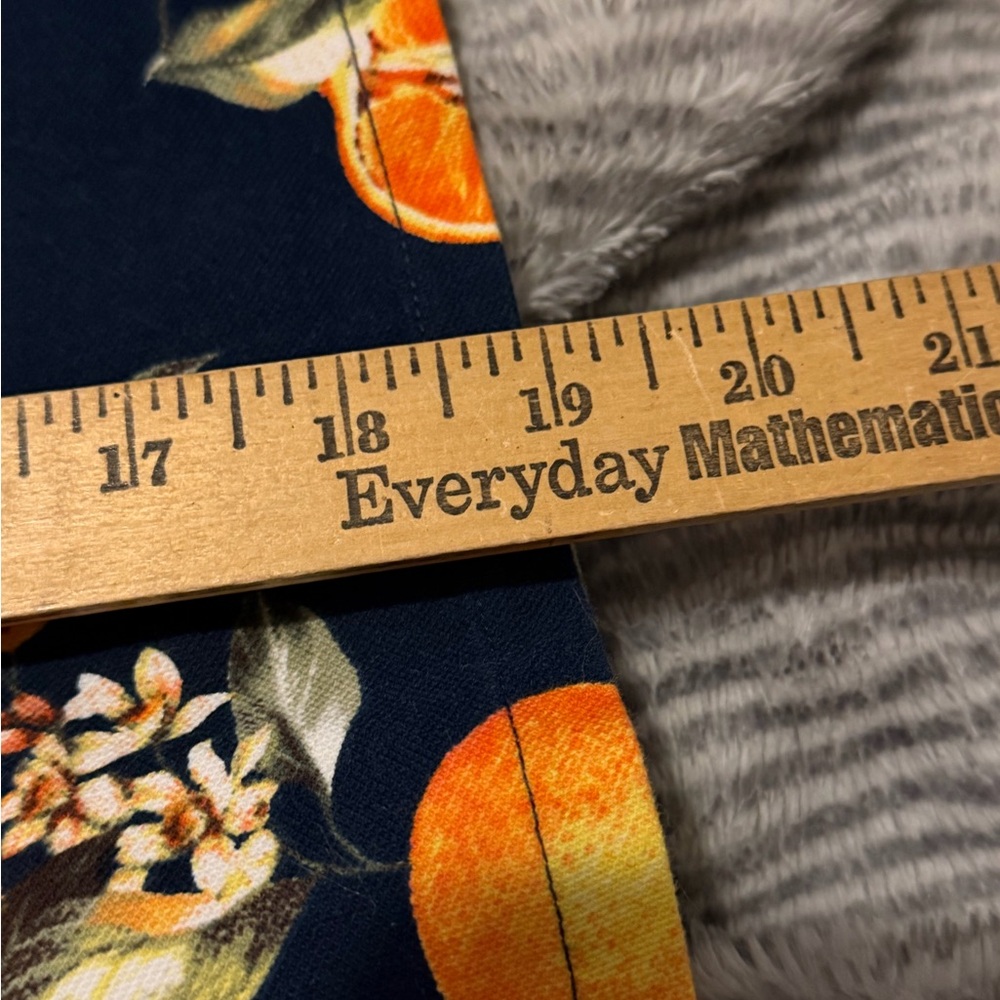 Loft Skirt Womens 12 Navy Blue Oranges Orange Fruit Coastal Beach Resort Casual - Picture 8 of 11